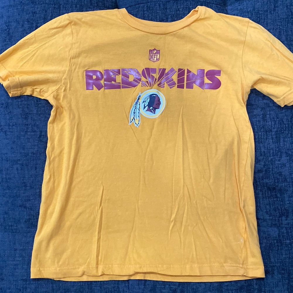 Redskins tshirt. Size M youth 10/12